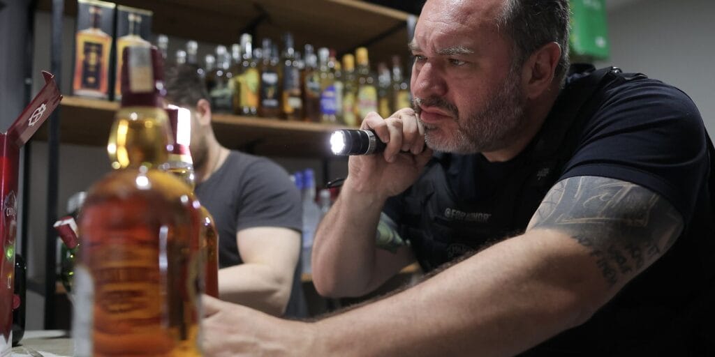 Carnaval e a Segurança das Bebidas: O Alerta Nacional Sobre a Contaminação por Metanol