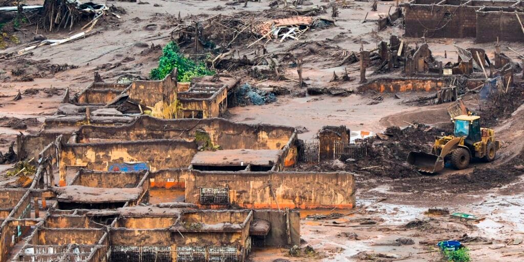 Investimento de R$ 131,9 milhões reforça saúde em cidades do Espírito Santo atingidas pela tragédia de Mariana Investimento de R$ 131,9 milhões reforça saúde em cidades do Espírito Santo atingidas pela tragédia
