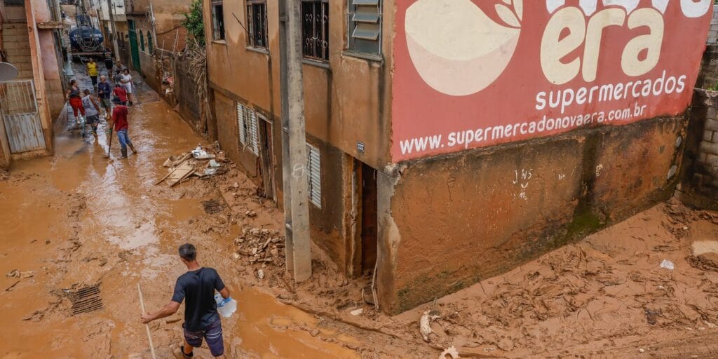 Enchente em Ubá: Primeira Morte por Leptospirose Acende Alerta e Reforça Cuidados Necessários