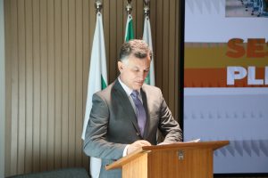Escleroterapia: CFM reitera que procedimento invasivo exige atuação médica 54037989345_df0fefd699_o-300x200-1