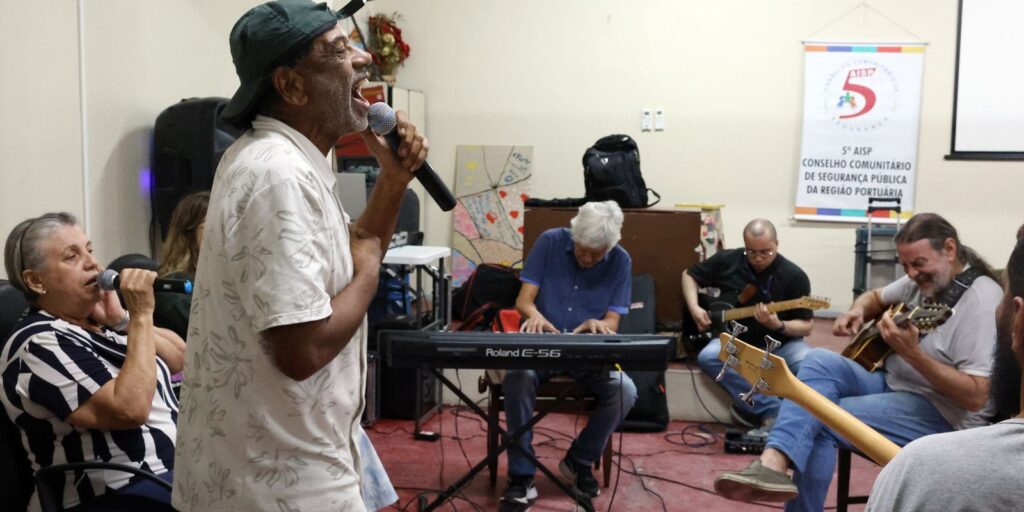 Grupo musical de pacientes psiquiátricos lança novo álbum e celebra 25 anos de trajetória 0g0a9121